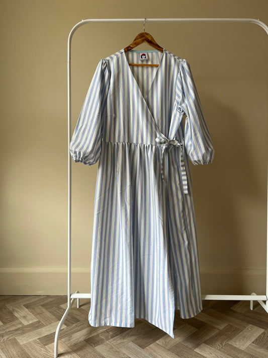 Handmade Heather Wrap Dress in Vintage Pastel Blue Stripe Size XL 18-20