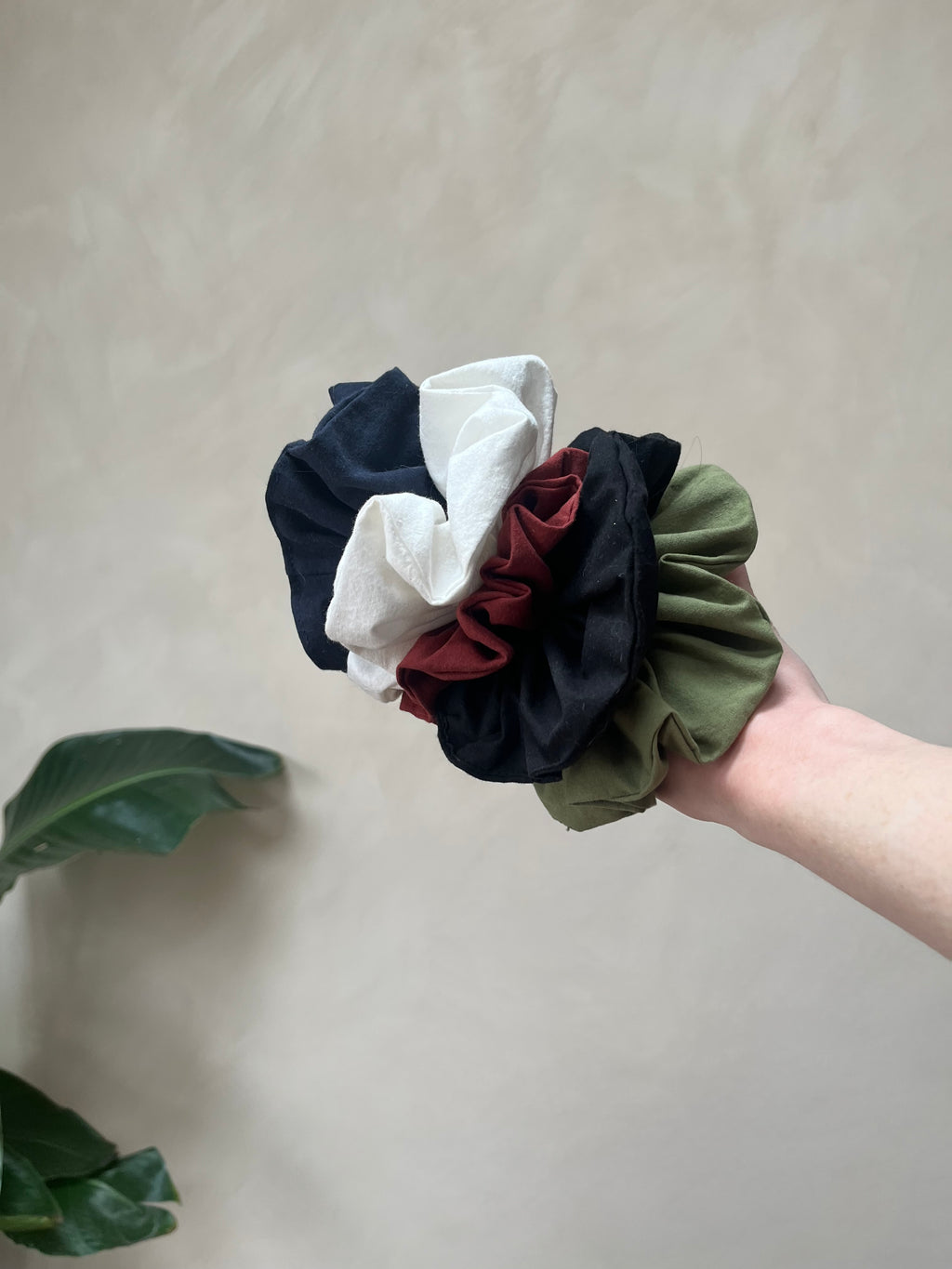 Sustainable Hair Scrunchie in Sustainable Cotton
